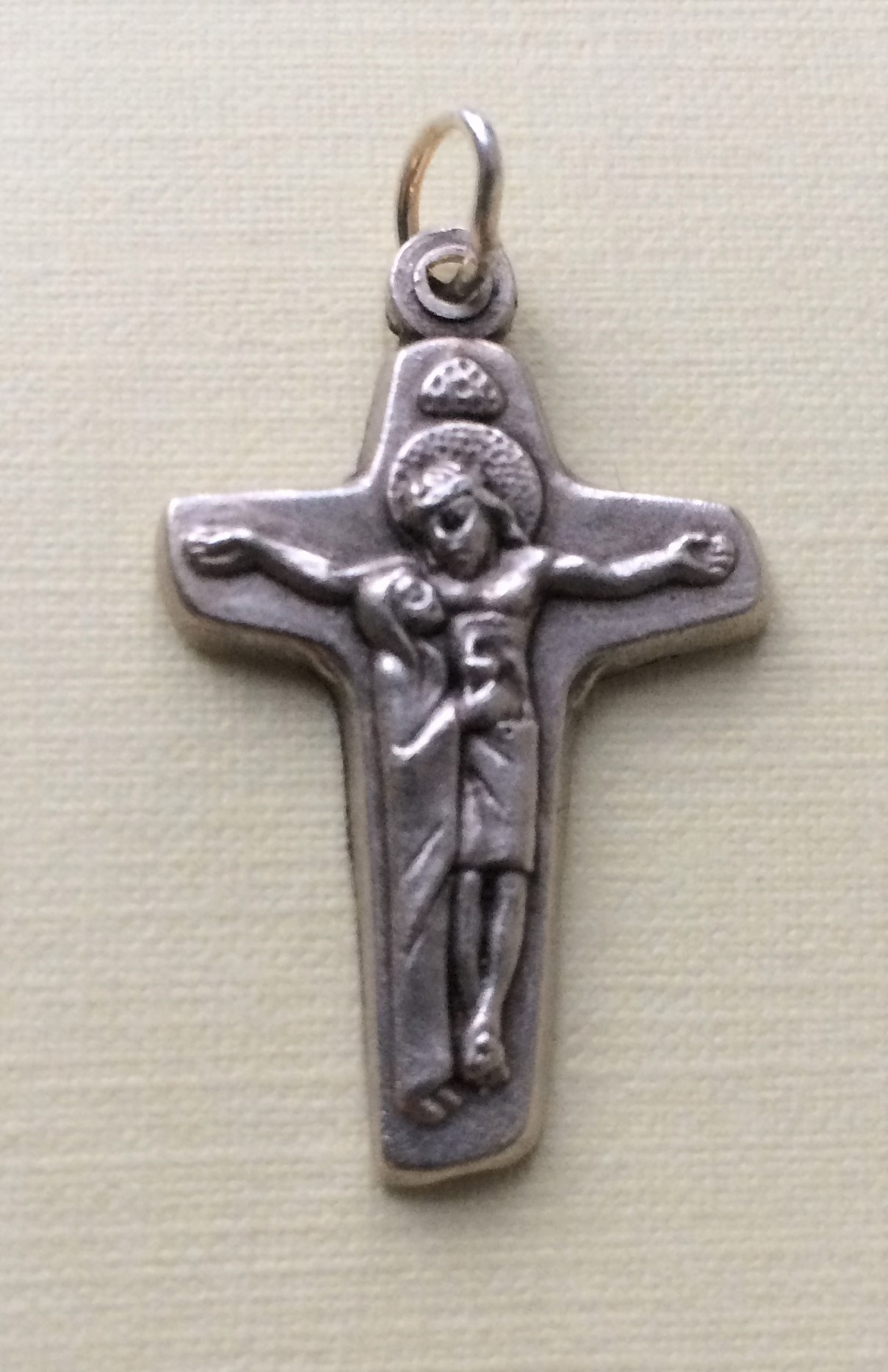 Kreuz der Einheit hängend, Neusilber, 3 cm